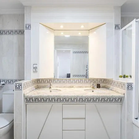 Ilice 3-d Levante Apartment *