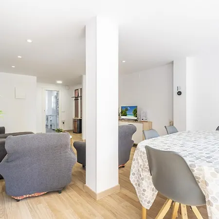 Ilice 3-d Levante Apartment